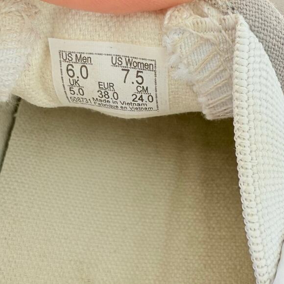 Vans Off The Wall Womens 7.5 Gray Slip-On Canvas Shoes DIY Custom Paint Sneakers - Picture 5 of 8